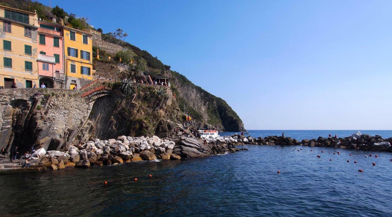 Ai Pesci Room Rental Riomaggiore Exteriör bild