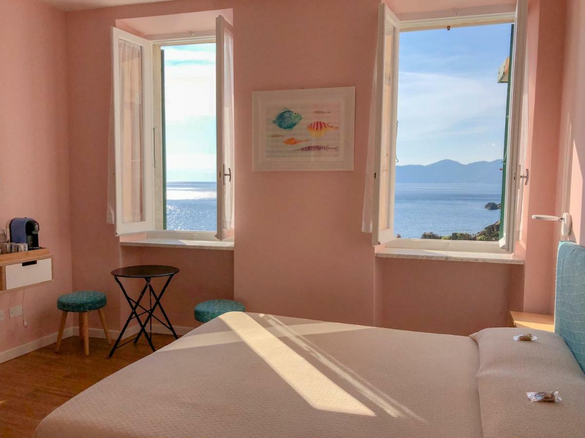 Ai Pesci Room Rental Riomaggiore Exteriör bild